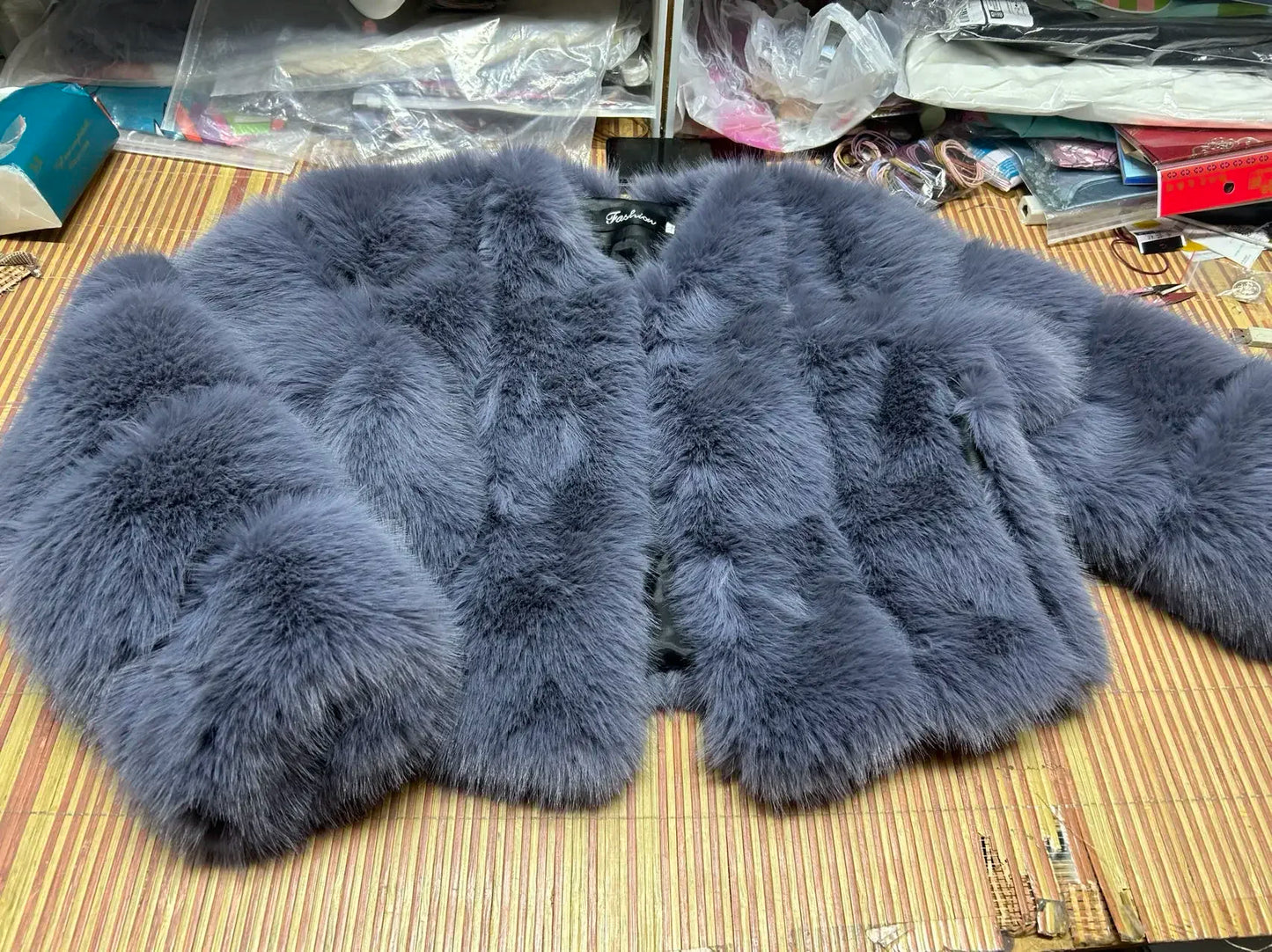 Luxury Faux Fox Fur Coat V Neck Winter Coat For Women Warm Long Sleeve Teddy Jacket Chic Fashion Ou 4