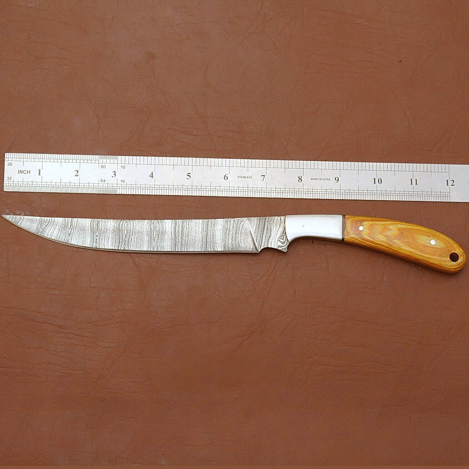 Damascus Steel Cooking Knife  Professional Chef Knife With Wooden Handle 2