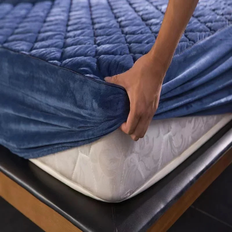 Crystal Velvet Mattress Cover, Thicken Quilted Bed Sheet, Warm Plush Fitted Sheet for Queen King Sizes