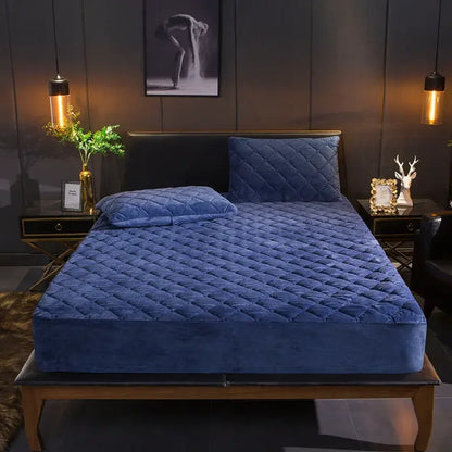 Crystal Velvet Mattress Cover, Thicken Quilted Bed Sheet, Warm Plush Fitted Sheet for Queen King Sizes