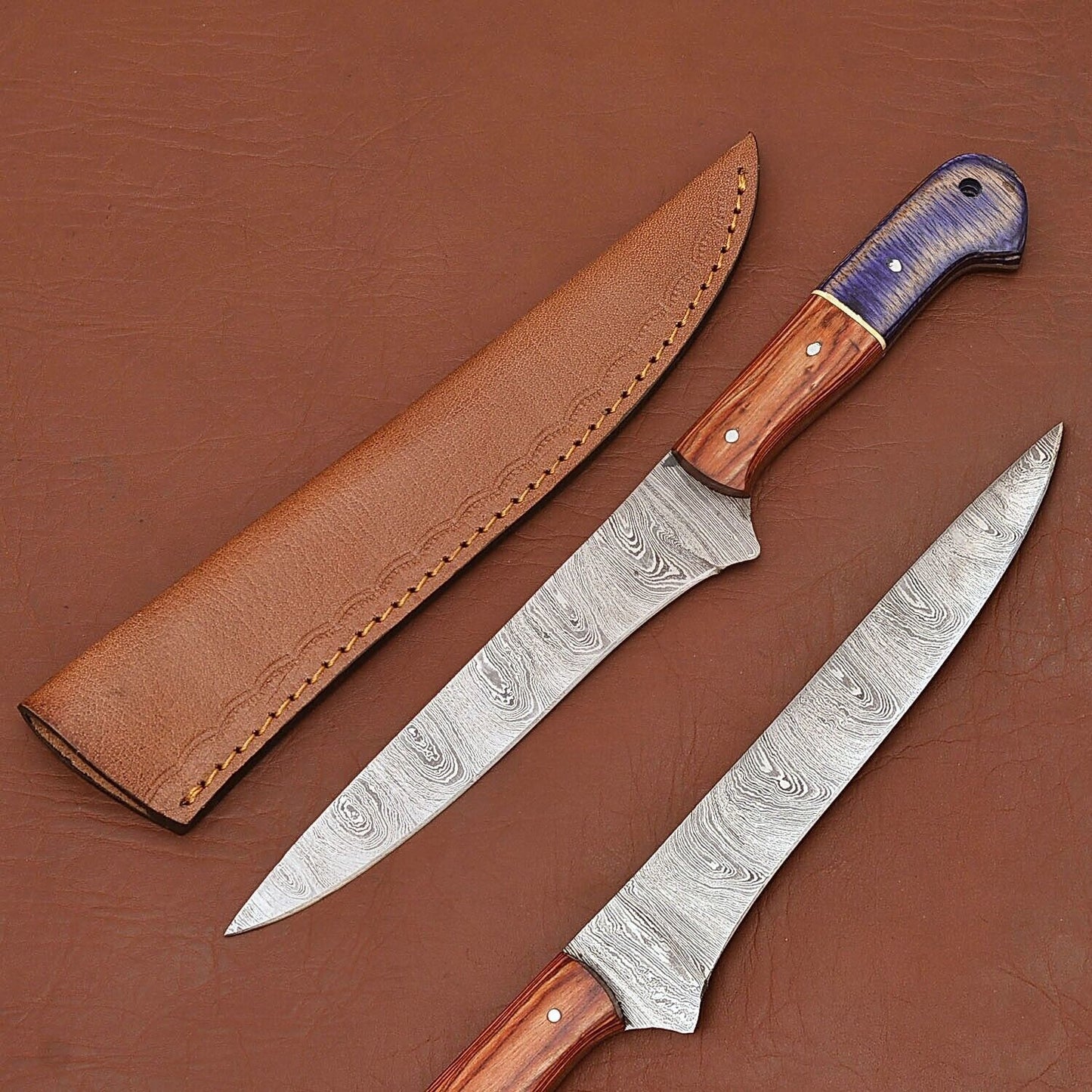 Custom Damascus Steel Knife – Hand-Forged Chef Fillet Blade with Wooden Handle