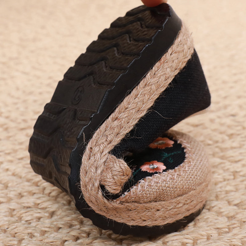 Summer Breathable Embroidered Womens Casual Canvas Shoes Comfortable Flat Shoes For Daily Walking 4