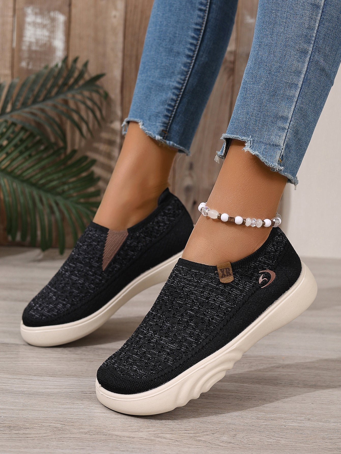 New Womens Breathable Soft Soled Walking Shoes, Lightweight Casual Sports Flats for Outdoor Travel, Boating & Everyday