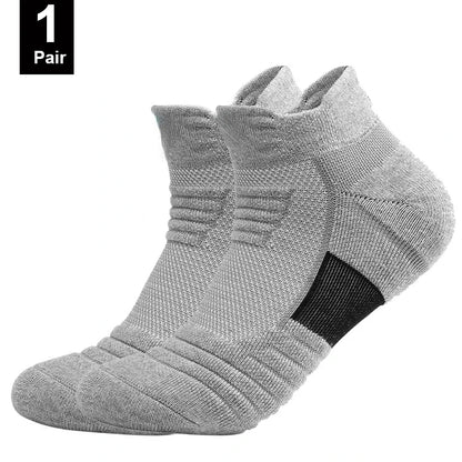 Sports Running and Basketball Socks, New Fitness Flight Short Tube Design with Towel Bottom, Solid Black Comfort