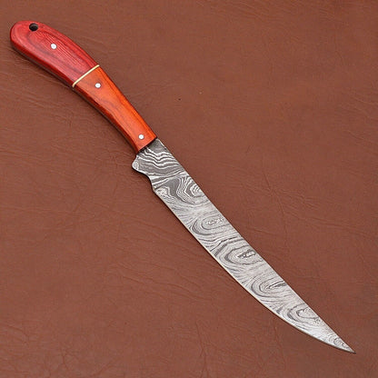 Custom Damascus Steel Kitchen Knife  Sharp 7 Blade For Professional Use 1