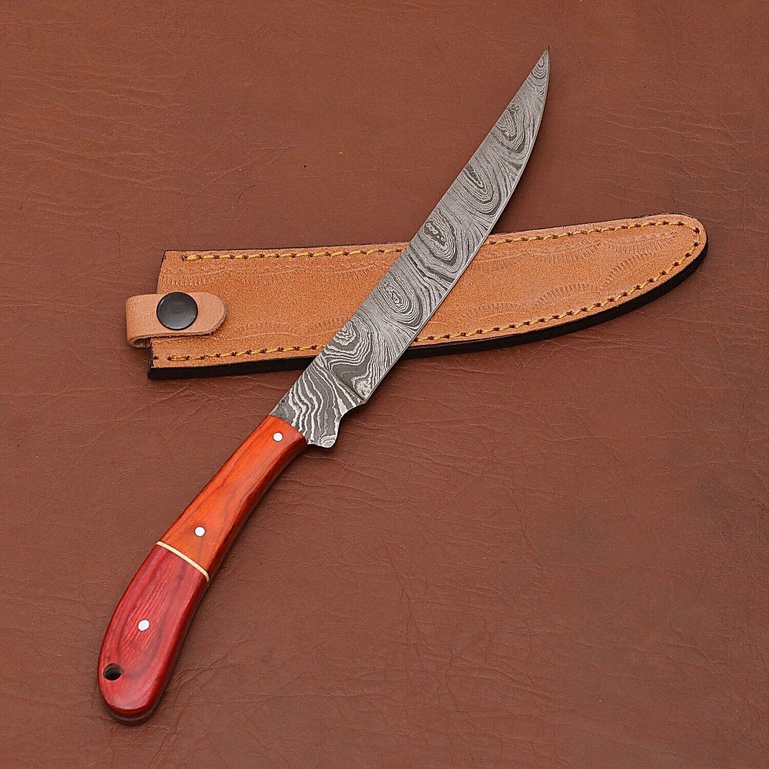 Custom Damascus Steel Kitchen Knife  Sharp 7 Blade For Professional Use 3