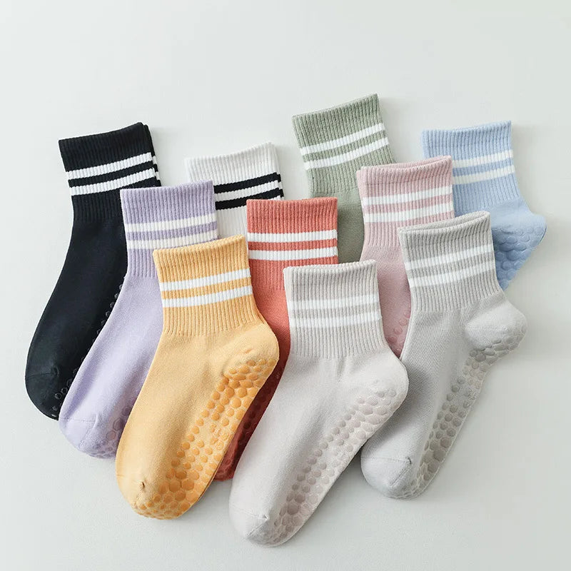 Womens Professional Yoga Socks With Silicone Grip NonSlip Cotton Pilates  Fitness Socks 1