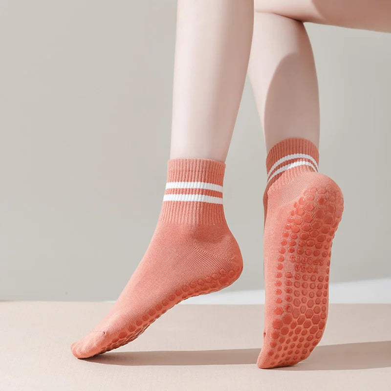 Womens Professional Yoga Socks With Silicone Grip NonSlip Cotton Pilates  Fitness Socks 2