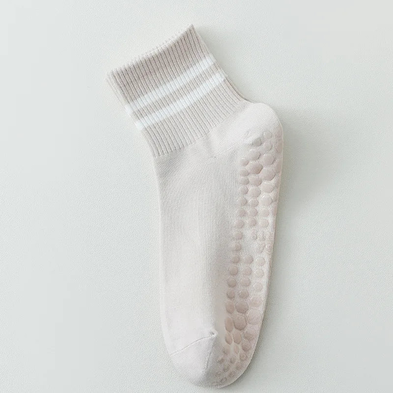 Womens Professional Yoga Socks With Silicone Grip NonSlip Cotton Pilates  Fitness Socks 9