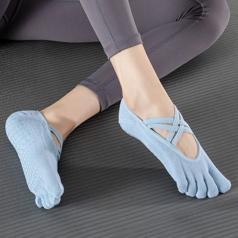 Womens Five-Finger Yoga Socks, Breathable Backless Pilates Socks with Anti-Slip Silicone Sole