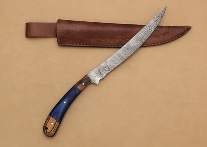 Handcrafted Brilliance  Damascus Steel Chef Knife With Leather Sheath 1