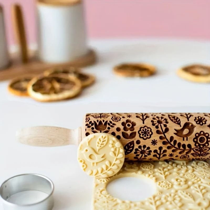 Engraved Pattern Rolling Pin For Cookies And Cakes 1
