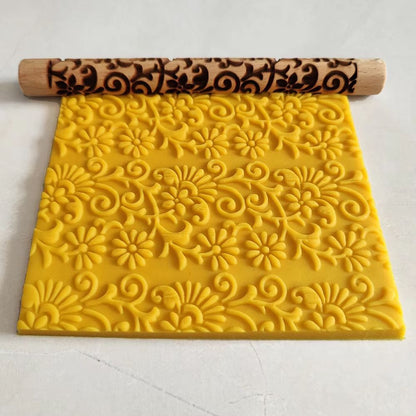 Flower Design Wooden Embossed Rolling Pin  Natural 3D Baking Tool For Cookies Fondant  Pastry 1