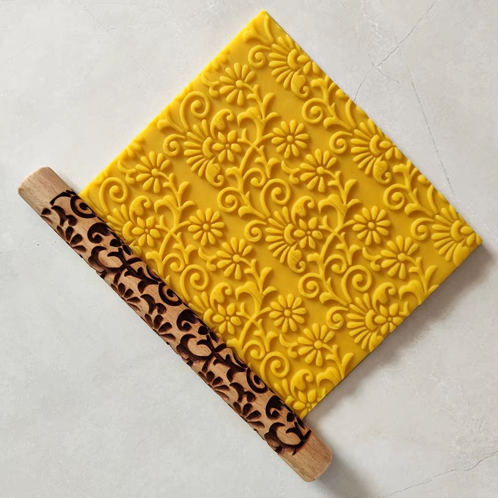 Flower Design Wooden Embossed Rolling Pin  Natural 3D Baking Tool For Cookies Fondant  Pastry 2