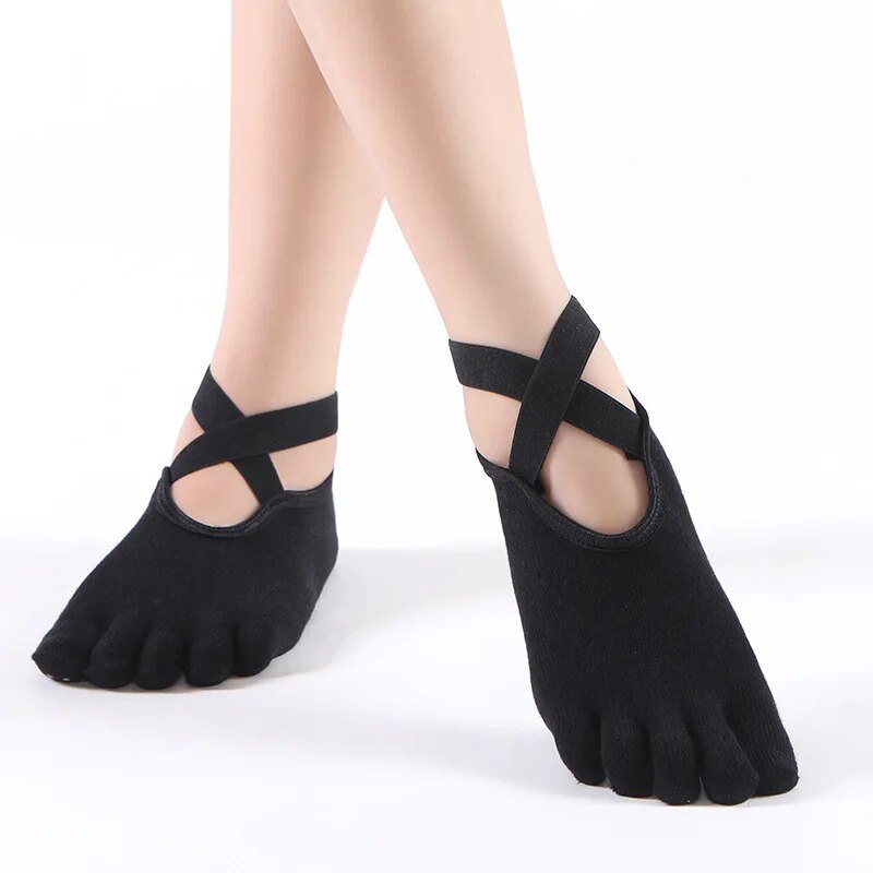 Comfortable Women Breathable Yoga Socks Five Toe Silicone NonSlip Bandage Pilates Socks For Ballet  1