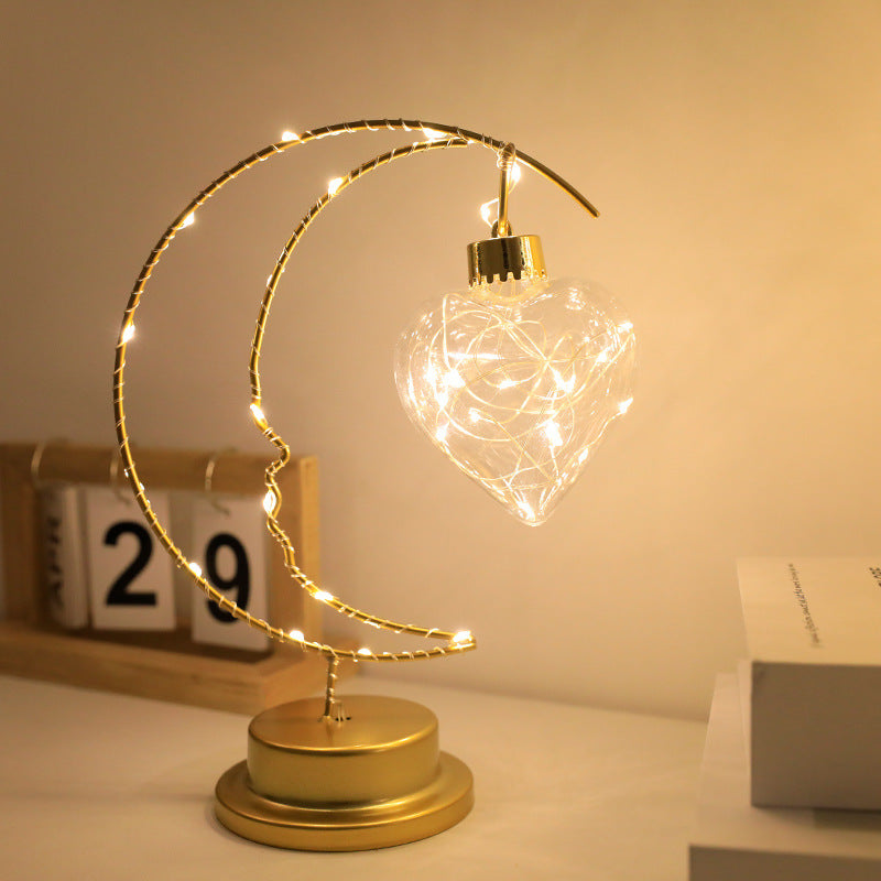 Moon Shape LED Night Lamp, Home Decoration Star, Heart Iron Material Indoor Ornament, Small LED Light for Gift