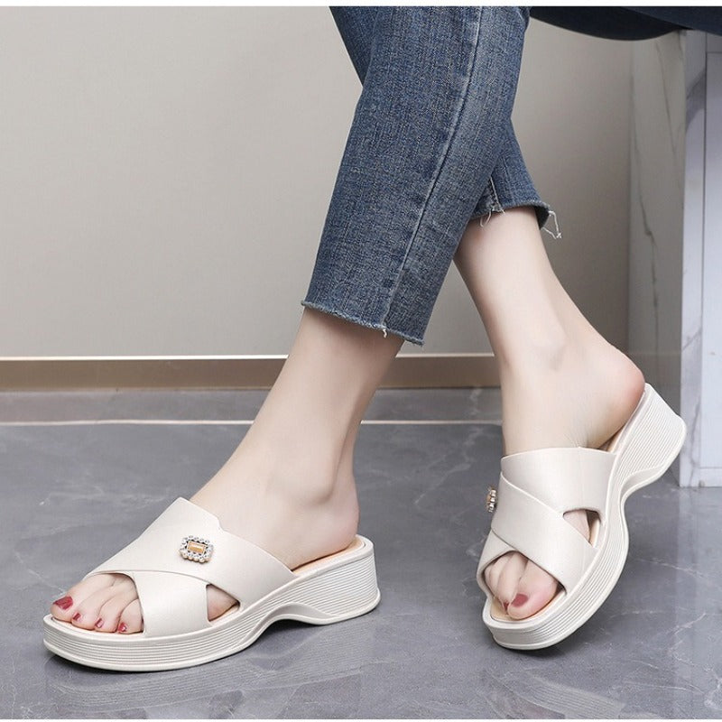 Comfortable Women Shoes Summer Slippers, Fashion Wedge Heels with Thick Sole, Soft Bottom Mother Shoes