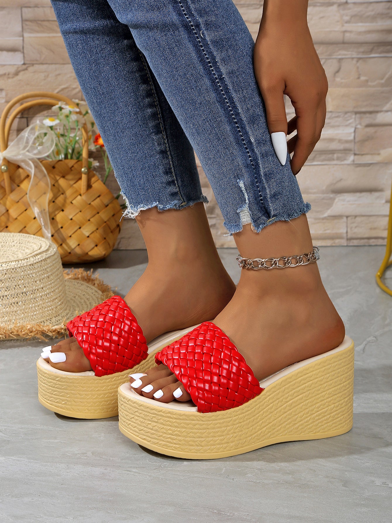 Wedges Slippers for Women, Summer Platform Sandals with Chunky Golden Round Head and Thick Sole Comfort