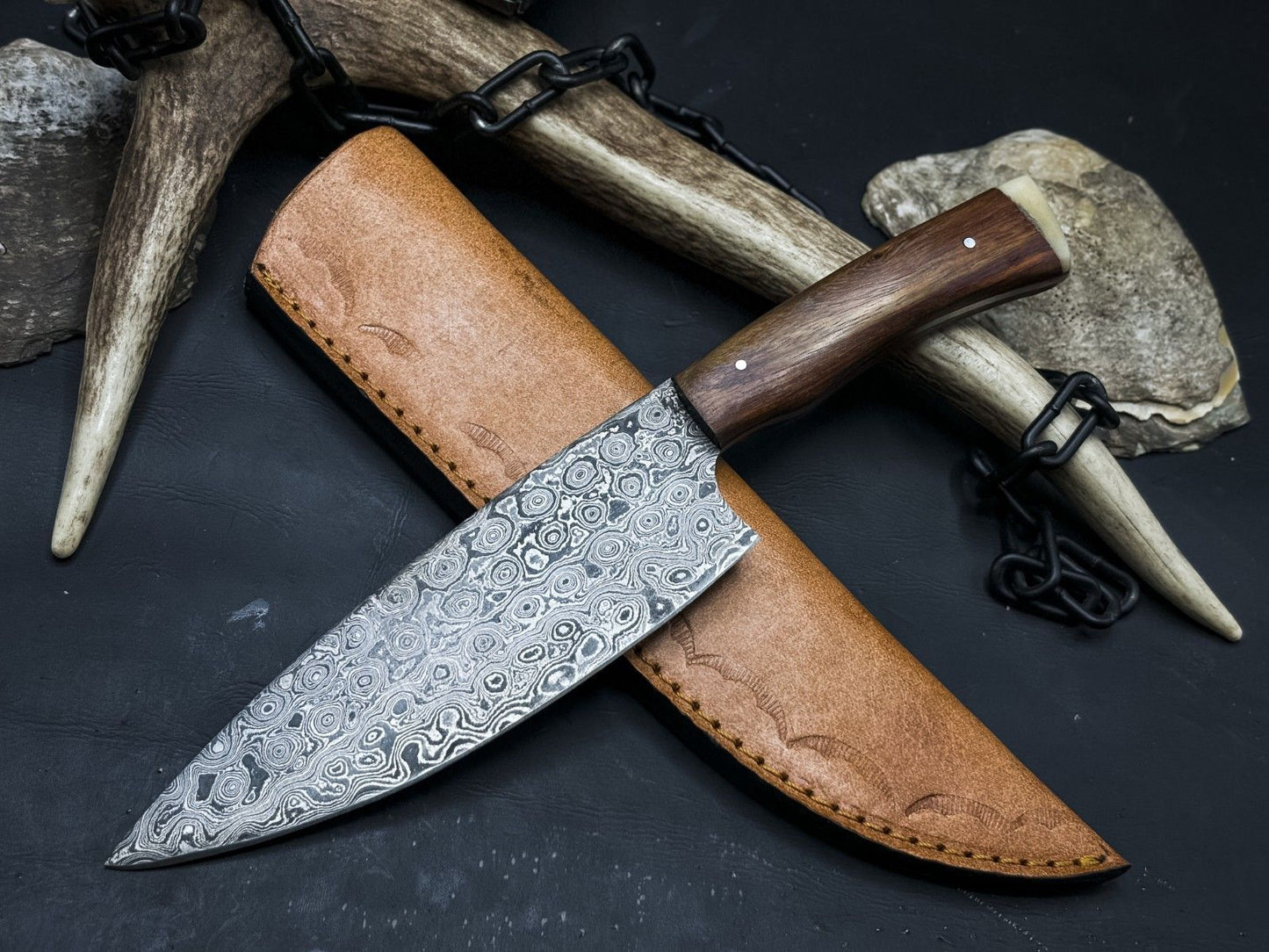 Damascus Steel Survival Knife – Chef-Grade Handmade Fillet Blade for Outdoor Use