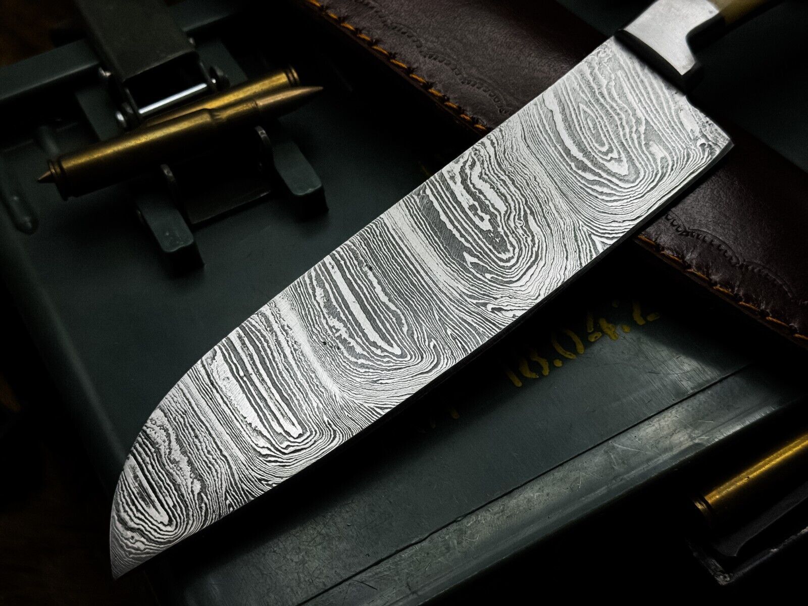 Handmade Damascus Steel Hunting  Kitchen Chef Knife With Bone Handle And Leather Sheath 3