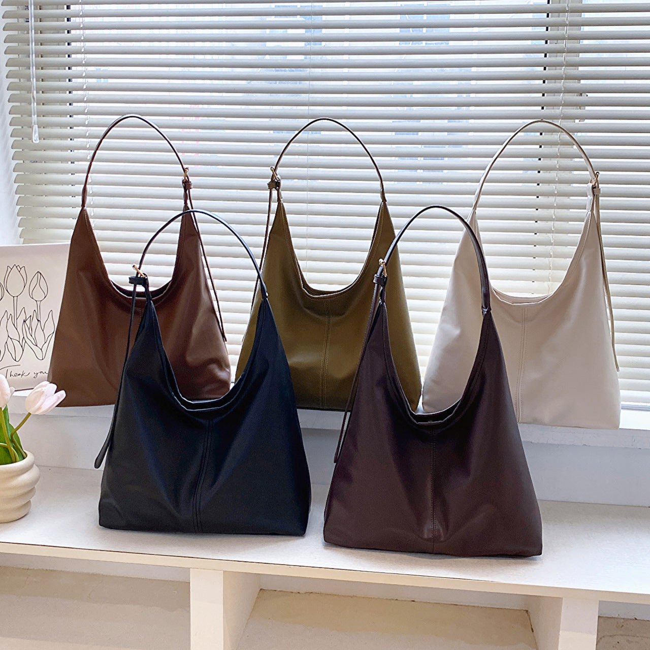 Womens Large Tote Bag Simple Retro Shoulder Hand Bag New Fashion Tote For Everyday Use 4