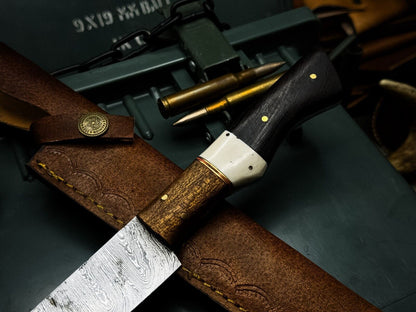Full Tang Damascus Chef Knife With Wood Handle  Cowhide Storage Sheath 2