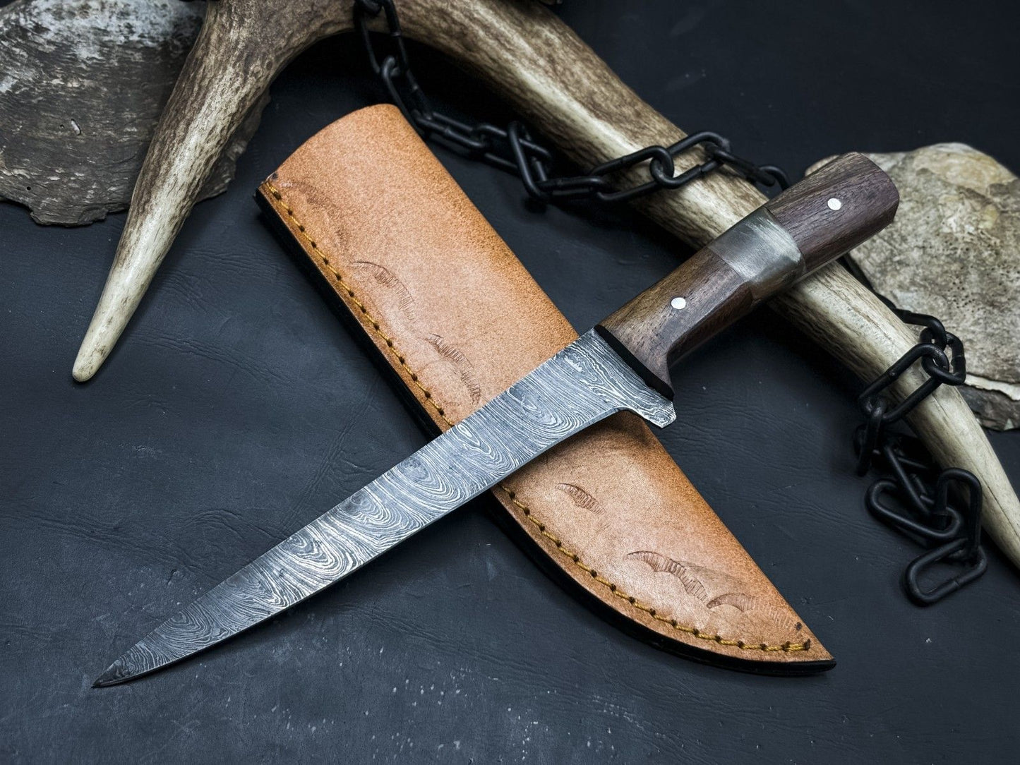 Handmade Damascus Steel Kitchen Knife – Wood Handle with Leather Sheath