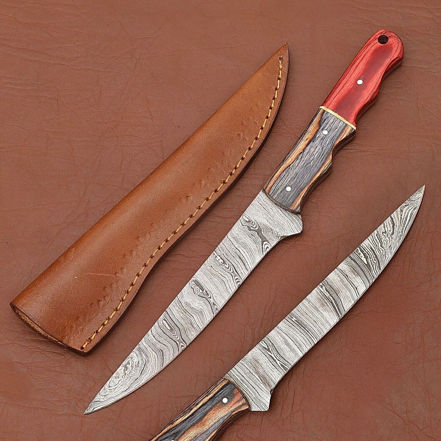 Premium Handmade Damascus Chef Knife with Natural Wood Handle & Leather Case