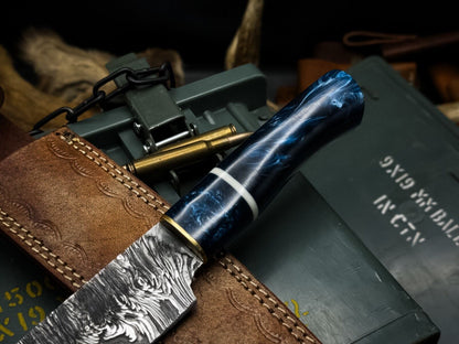 Handmade Damascus Steel Chef Knife With Resin Handle  Leather Sheath 1