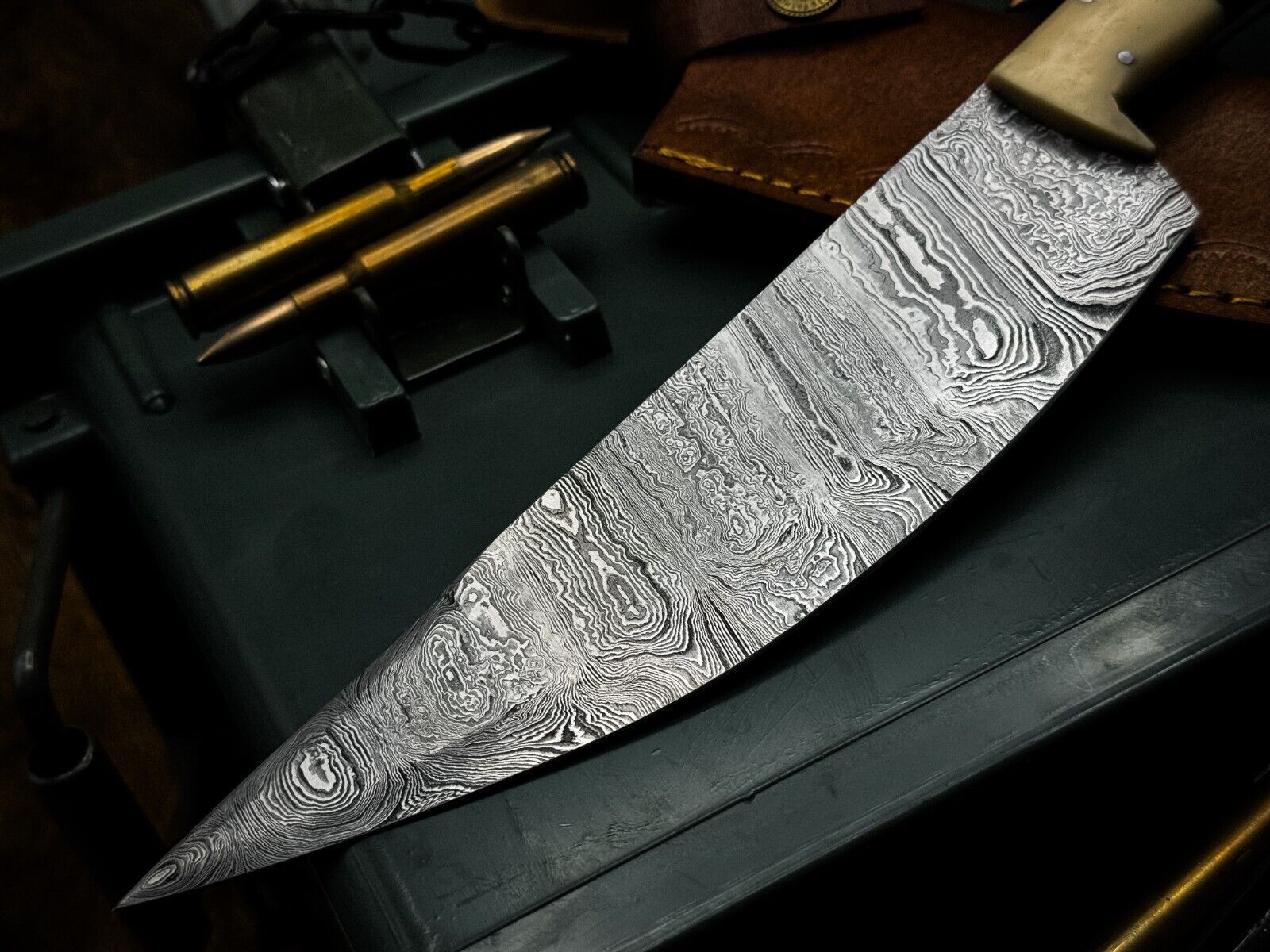 HandForged Damascus Steel Knife With Resin Handle For Kitchen  Outdoor Use 3