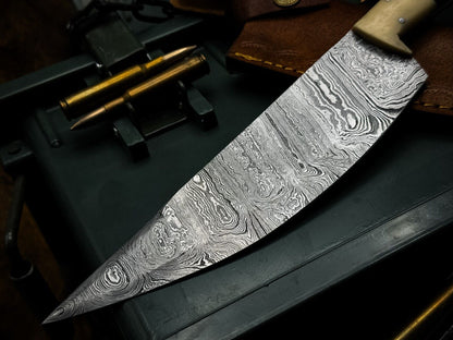 HandForged Damascus Steel Knife With Resin Handle For Kitchen  Outdoor Use 3