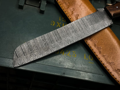 Custom Forged Damascus Steel Hunting Knife  Wood Handle  Full Tang Blade 1