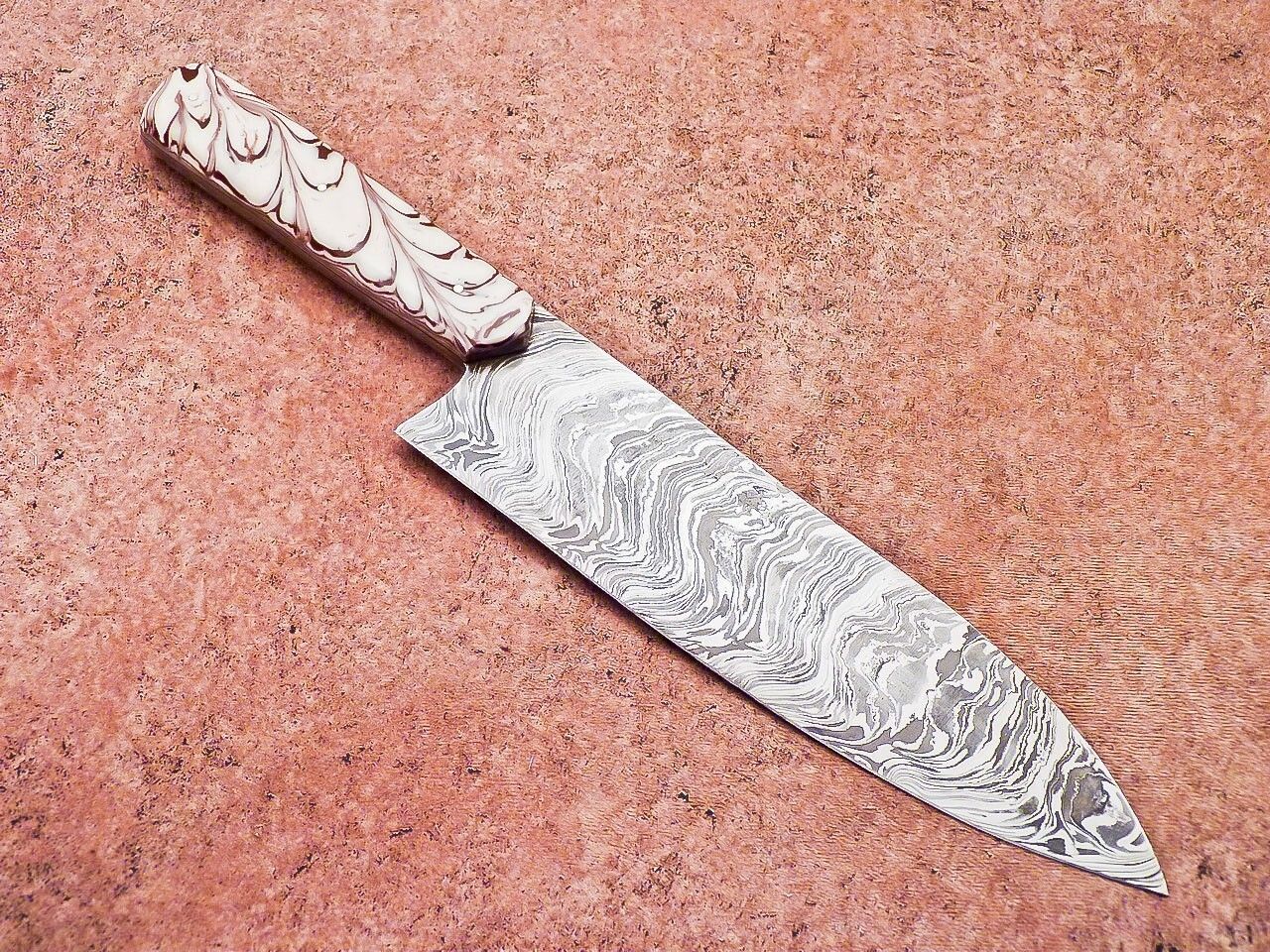 Custom Damascus Steel Hunting Knife  Resin Handle Full Tang Design 2