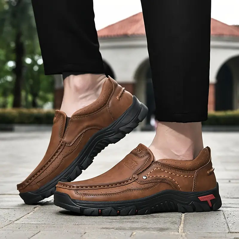 Men Leather Shoes Handmade Casual Loafers Outdoor Slip On Moccasins Non Slip Walking Flats 2