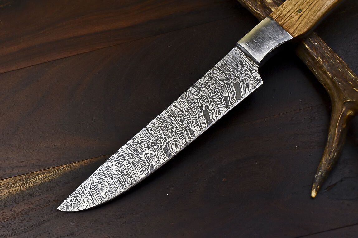 Professional Damascus Steel Kitchen Knife  Wood Handle  Leather Protector 2