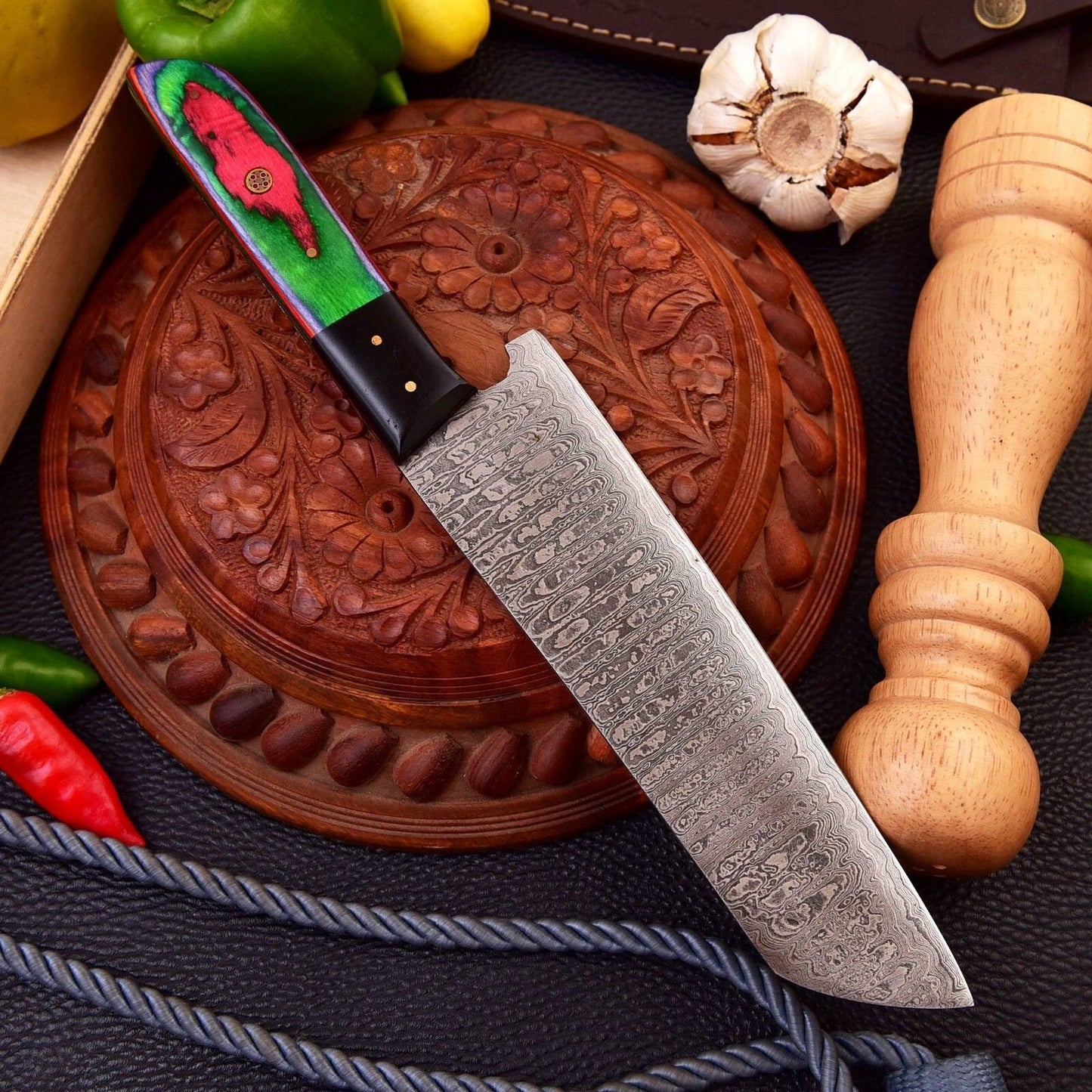 Handcrafted Damascus Steel Hunting Knife  Wooden Handle  Leather Sheath 1