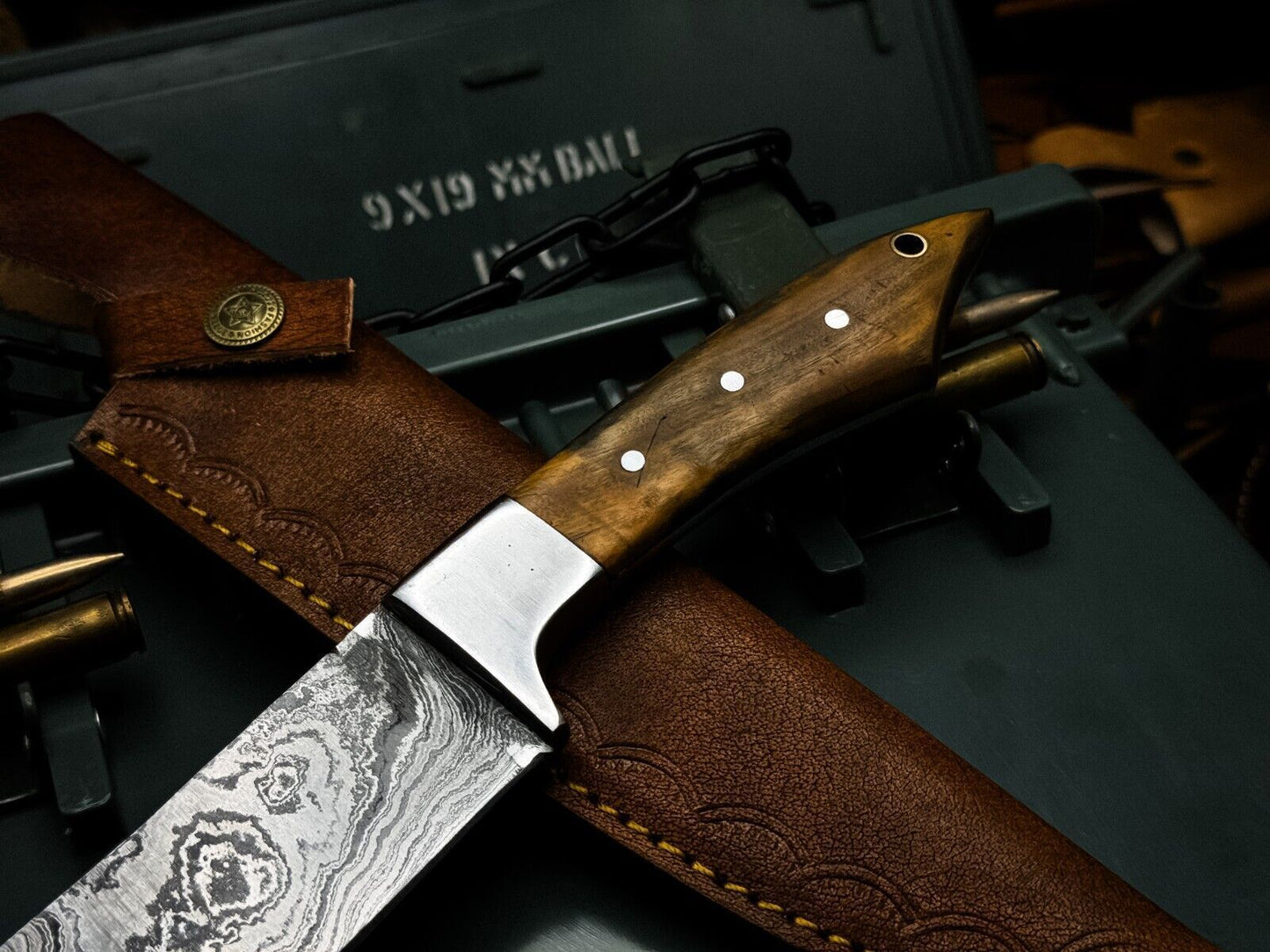 HandForged Damascus Steel Cooking Knife With Natural Wood Handle 1