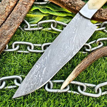 Premium Handmade Damascus Blade With Walnut Wood Handle 3