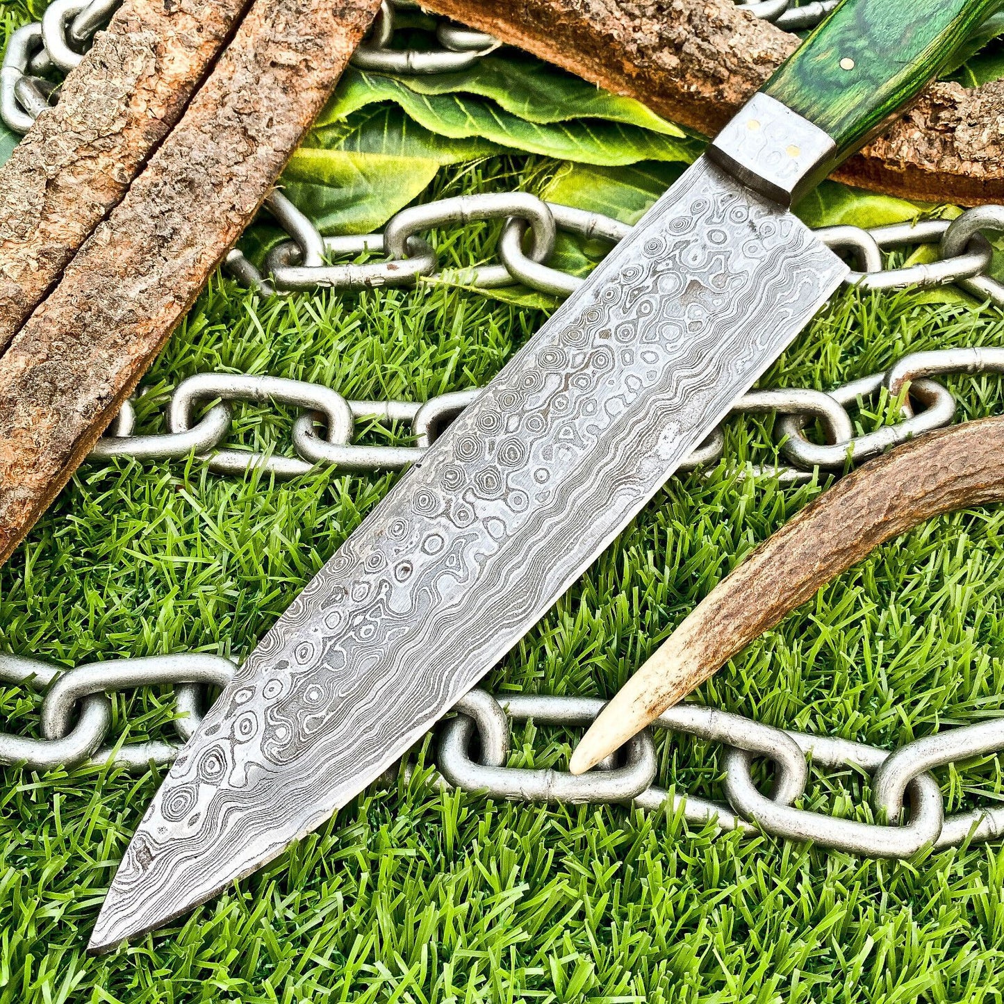 Damascus Steel Professional Chef Knife With Polished Wood Handle 2