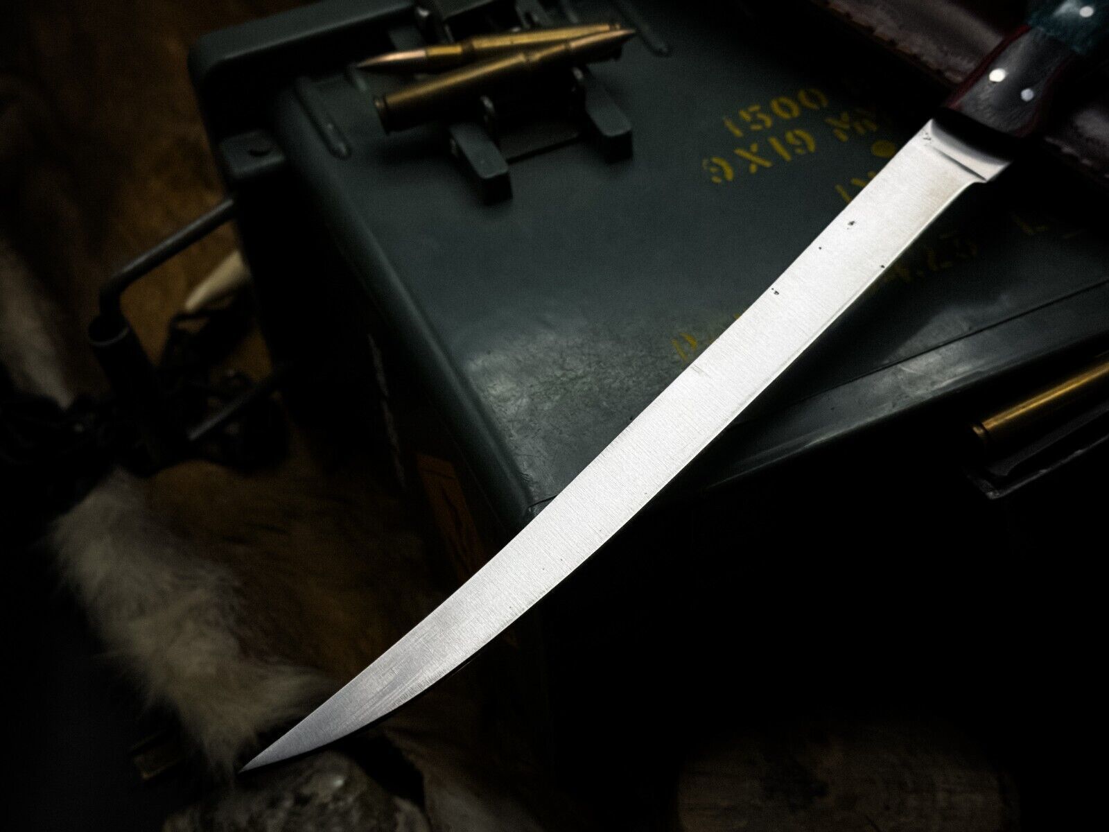 Handmade J2 Steel Kitchen Chef Fillet Knife With Acrylic Handle And Cow Leather Sheath 2