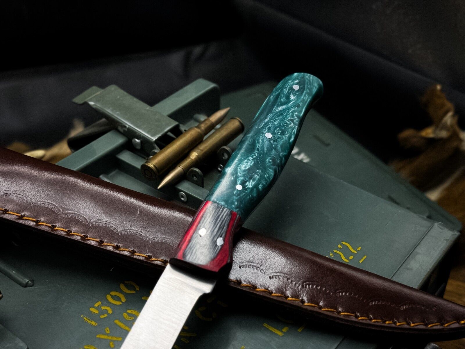 Handmade J2 Steel Chef Fillet Knife With Acrylic Handle  Leather Sheath 2