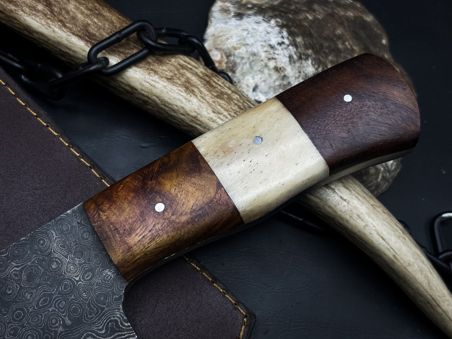 Premium Handmade Damascus Knife  Resin Handle Perfection 1