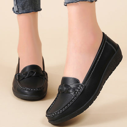 Fashion Wedge Leather Flats Women Slip On Comfortable Shoes Nurse Moccasins Outdoor Plus Size Casua 2