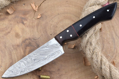Handcrafted Damascus Steel Kitchen Knife – Rosewood Handle & Sheath Included