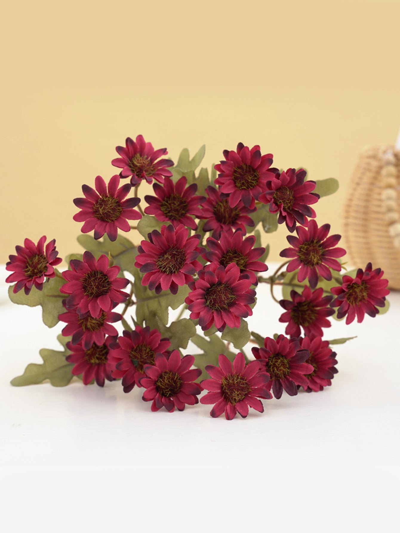 Autumn Silk Daisy Bouquet, Artificial Flower Decor for Vase, Home and Wedding Decor, Holiday Party DIY Gift