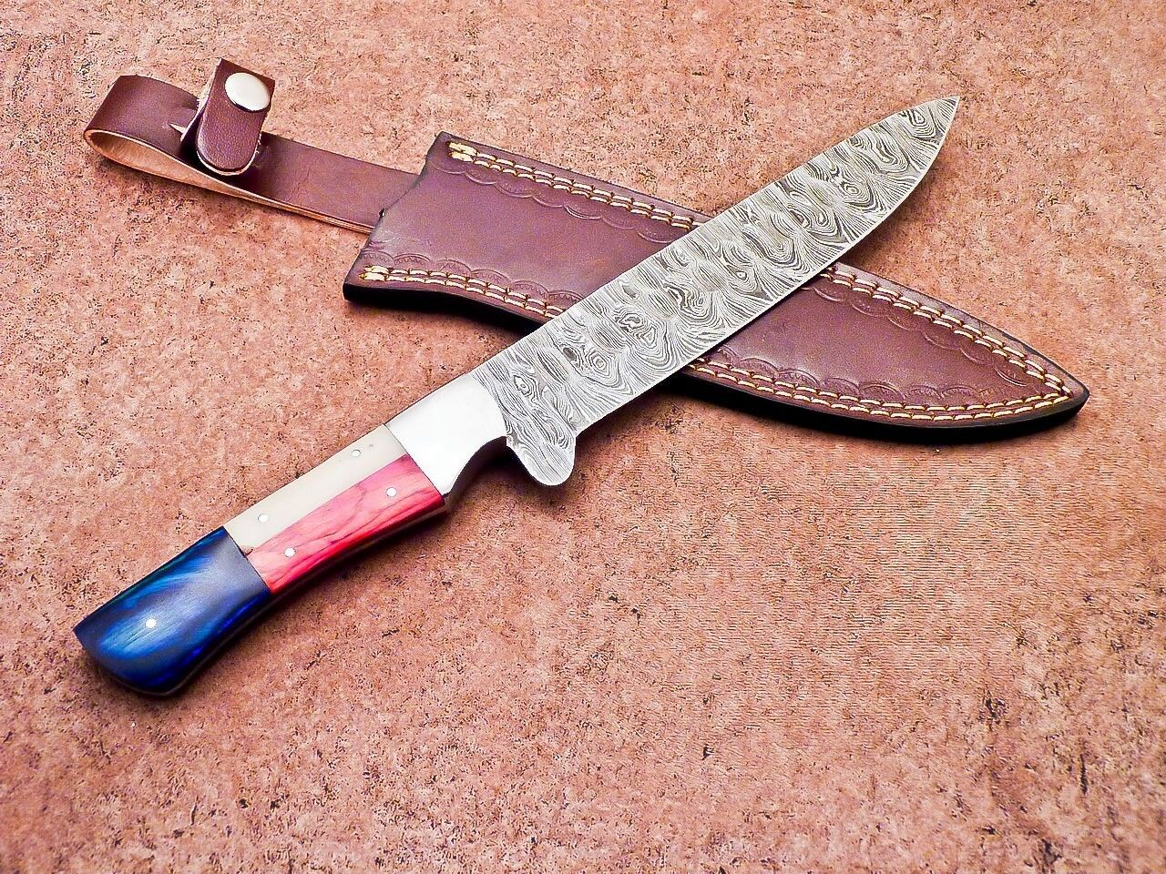 Rustic Handmade Damascus Steel Knife  Hunting  Camping Essential 1