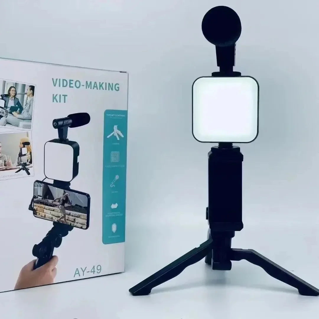 Vlogging Kit for Smartphone, LED Light, Mini Microphone, Adjustable Tripod Phone Holder, Starter Set for Live Streaming
