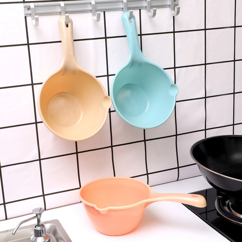 Thick Plastic Water Dipper, Kitchen and Bath Ladle, Durable Multi-Purpose Pouring Jug for Pool, Cleaning, and Garden
