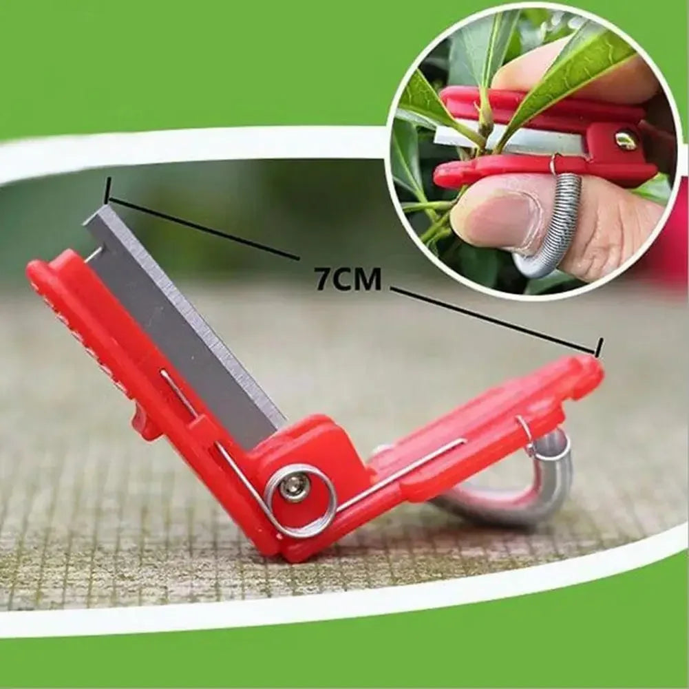 Garden Pruner Fruit Picking Device, Multifunction Thumb Knife Tool, Safe Cutting Blade Rings Finger Protector