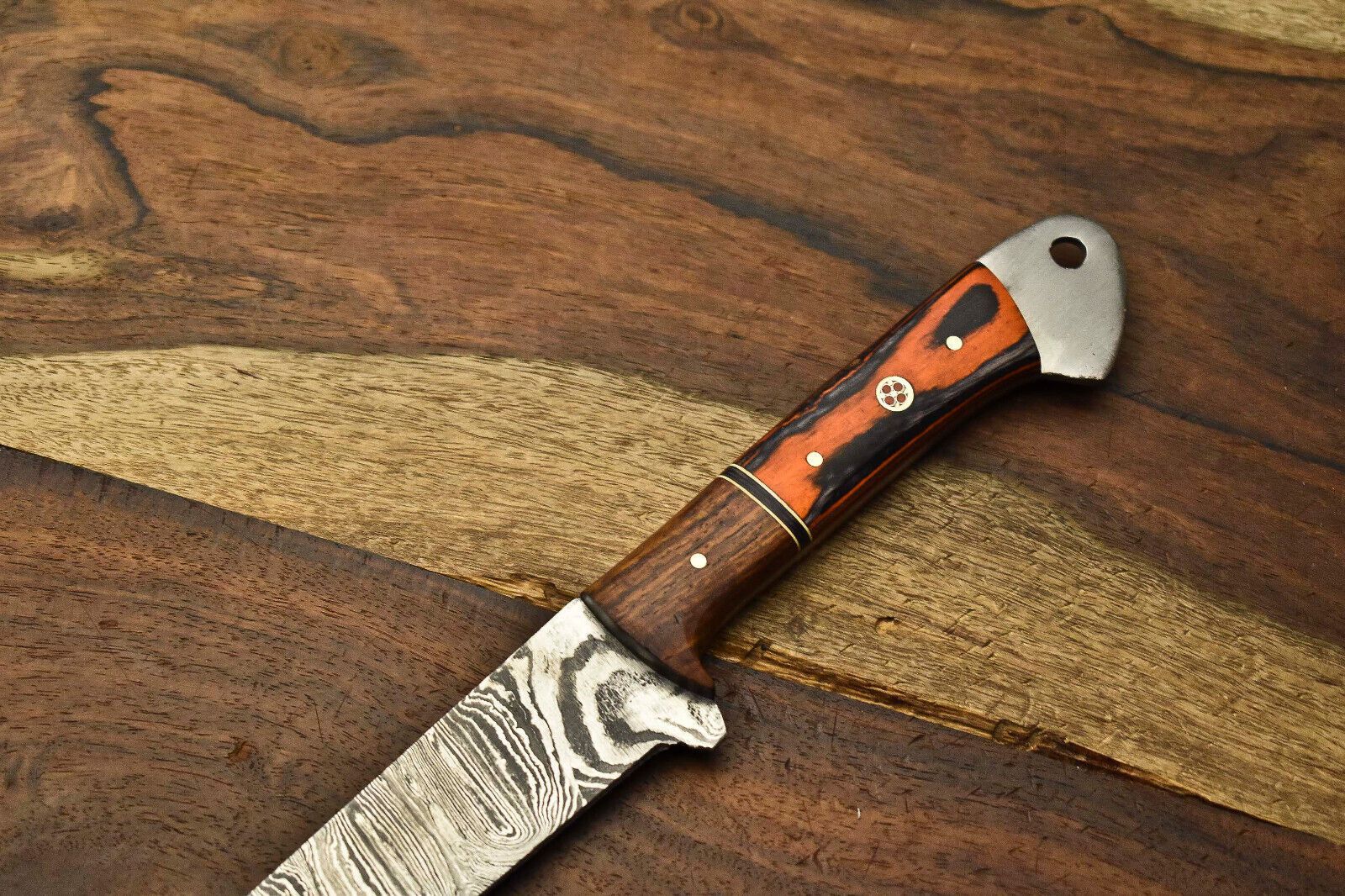 Twist Pattern Damascus Chef Knife With Premium Walnut Handle 3